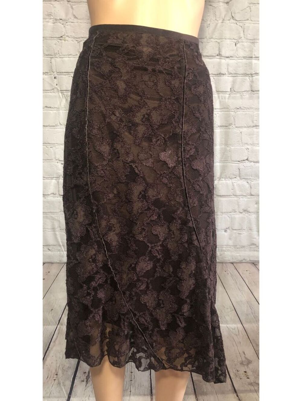 J. Jill Brown Lace Stretch Midi Skirt Vintage gorrgeous pattern Size 6